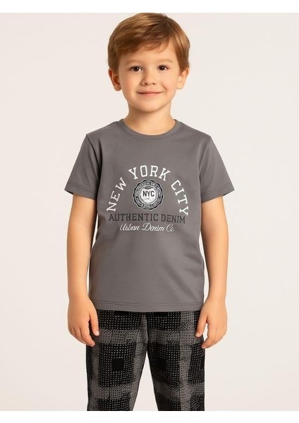 Erkek Çocuk Pamuklu Kısa Kol Pijama Takımı modelleri