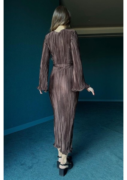 Mottisfashion Kahverengi Ispanyol Kol Piliseli Elbise modelleri