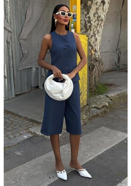 Mottisfashion Midi Şortlu ve Yelekli Viscon Takım 10167 fiyatları