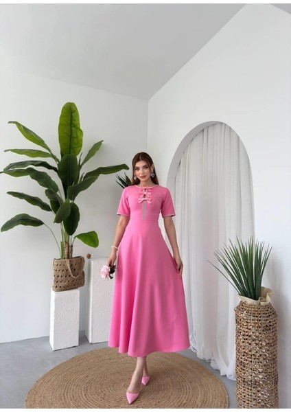 Mottisfashion Wera Taşlı Fiyonk Detaylı Elbise fırsatları