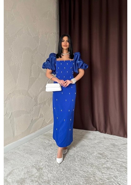 Mottisfashion Saks Işlemeli Kolu Garnili Elbise