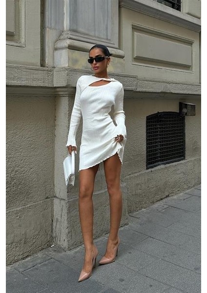 Mottisfashion Lilian Cut Out Mini Elbise 2819 modelleri