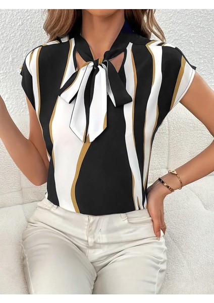 Mottisfashion Kadın Kısa Kollu Boyundan Bağlamalı Desenli Dokuma Bluz fırsatları