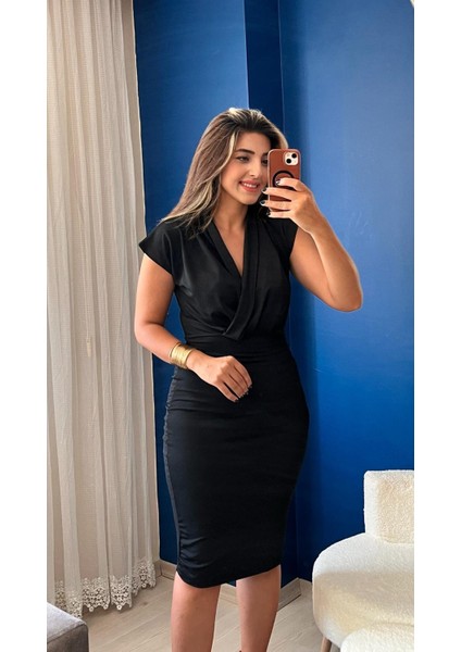Mottisfashion Kadın Kısa Kollu Kruvaze Yaka Krep Elbise (Kemersiz) fiyatları
