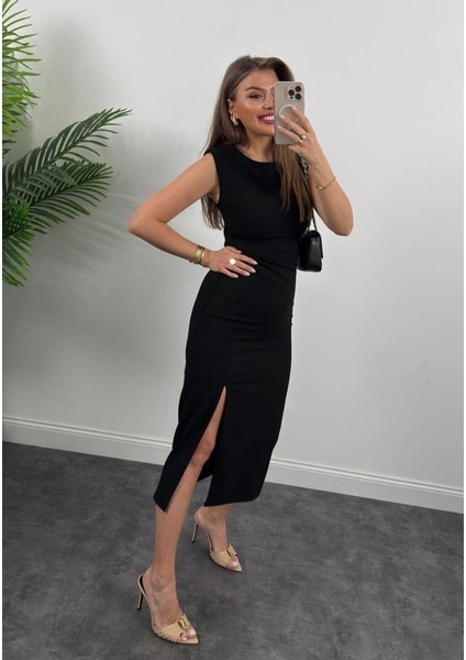 Mottisfashion Kadın Askılı Kolsuz Belden Büzgülü Yırtmaçlı Midi Janjan Krep Elbise modelleri