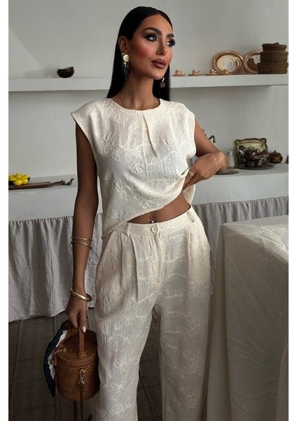 Mottisfashion Shalina Süzüne Nakışlı Crop Takım 9796-08 fırsatları