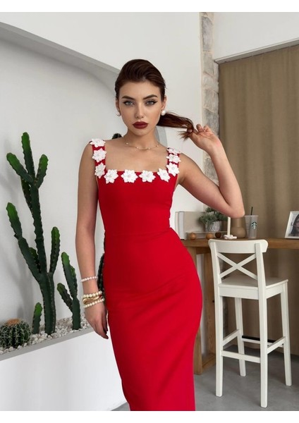 Mottisfashion Mıng Çiçek Detaylı Elbise