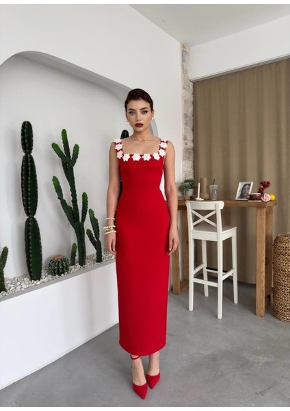 Mottisfashion Mıng Çiçek Detaylı Elbise
