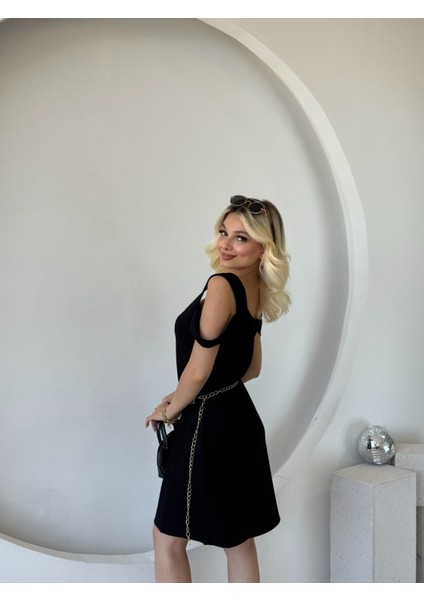 Mottisfashion Kadın Askılı Soğuk Omuz Detaylı Modal Elbise