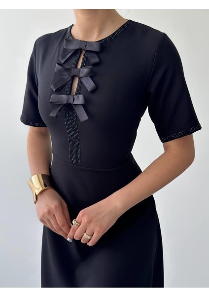 Mottisfashion Wera Taşlı Fiyonk Detaylı Elbise