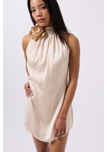 Mottisfashion Gül Detay Mini Saten Elbise