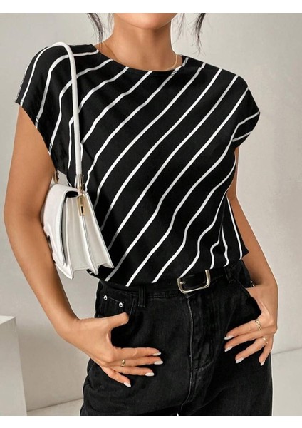 Mottisfashion Kadın Kısa Yarasa Kollu Bisiklet Yaka Çizgi Desenli Atlas Bluz modelleri