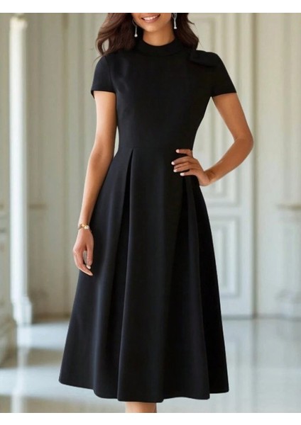 Mottisfashion Kadın Kısa Kollu Yarı Balıkçı Yaka Pileli Janjan Krep Midi Elbise