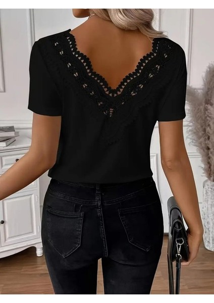 Mottisfashion Kadın Kısa Kollu V Yakalı Arkası Dantelli Viskon Bluz