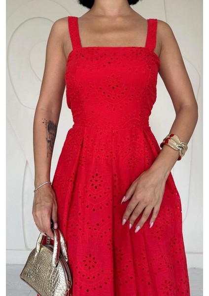Mottisfashion Kırmızı Askılı Aparatlı Brode Elbise modelleri