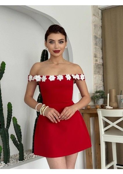 Mottisfashion Alyosa Çiçek Detaylı Elbise