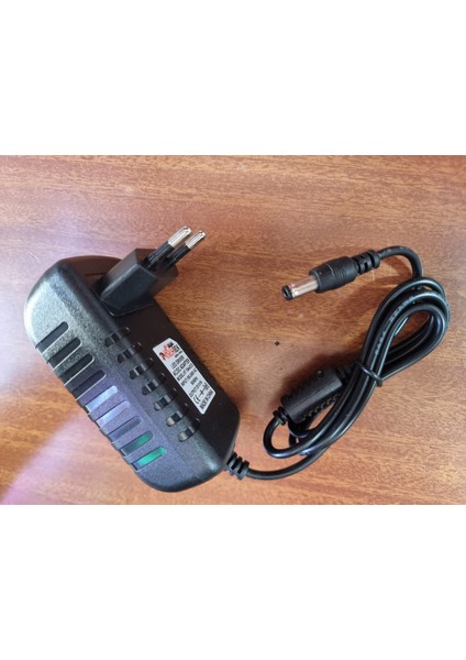 12V 5A Adaptör – LED ve Kamera Sistemleri Için fiyatları