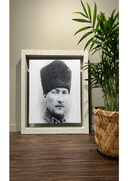 Atatürk Portresi – Özel Tasarım Kanvas Tablo (Çerçeveli) Atatürk Ada Modeli Çerçeveli Tablo / Özel Dokulu Dekoratif Boya / Ithal Kanvas Üzeri Dijital Baskı /modern Dovar Dekoru fiyatları