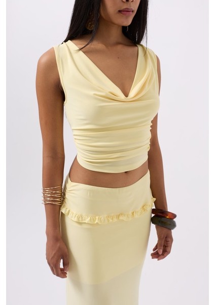 Mottisfashion Degaje Yaka Crop fırsatları