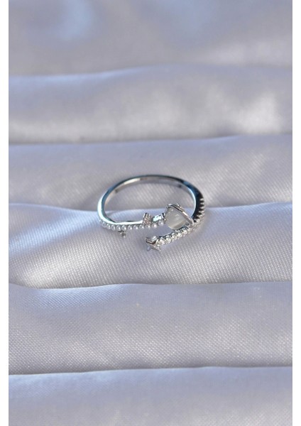 Pirinç Gümüş Renk Zirkon Taşlı Incili Satürn Model Ayarlanabilir Yüzük fiyatları