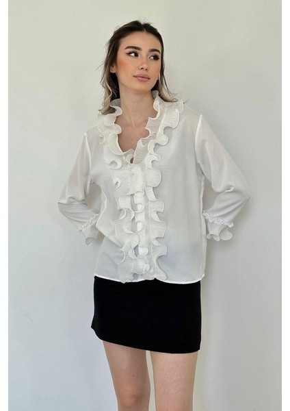 Mottisfashion Beyaz Yakası Volanlı Gömlek