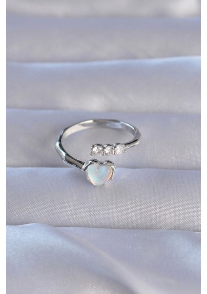 Pirinç Gümüş Renk Zirkon Taşlı Sedefli Kalp Model Ayarlanabilir Yüzük fiyatları