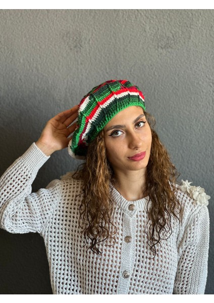 El Örgüsü Fransız Ressam Kadın Bere modelleri