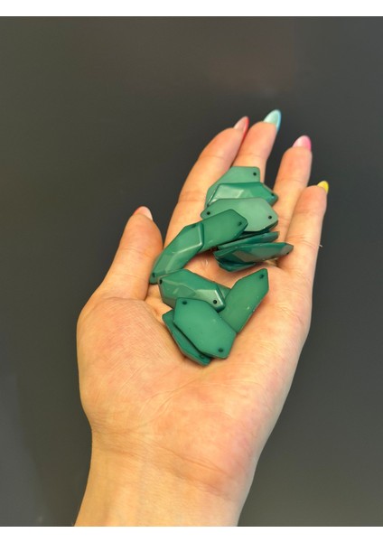 14 Adet 2x1 cm Plastik Dikme Yeşil Boncuk Set