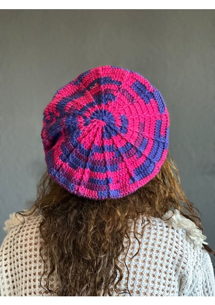 El Örgüsü Fransız Ressam Kadın Bere fırsatları