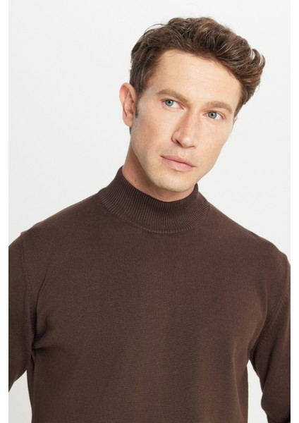 Pamuklu Standart Fit Normal Kesim Yarım Balıkçı Yaka Triko Kazak fırsatları