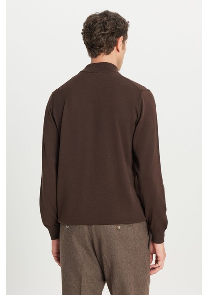 Pamuklu Standart Fit Normal Kesim Yarım Balıkçı Yaka Triko Kazak indirimleri