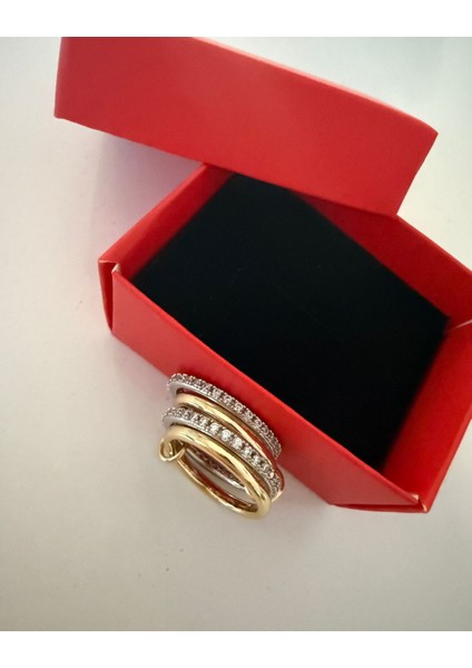 Özel Kutusunda Zirkon Taşlı Halka Detaylı 4lü Kadın Yüzük