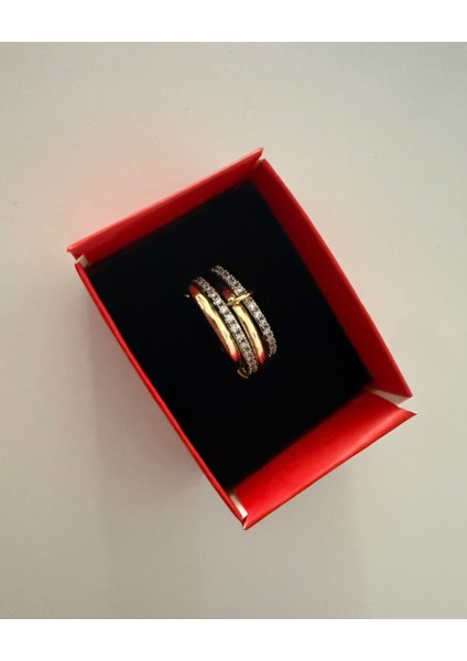 Özel Kutusunda Zirkon Taşlı Halka Detaylı 4lü Kadın Yüzük fırsatları