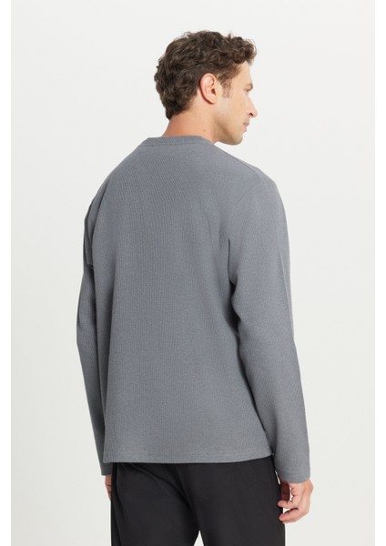 Pamuklu Standart Fit Normal Kesim Bisiklet Yaka Sweatshirt indirimleri