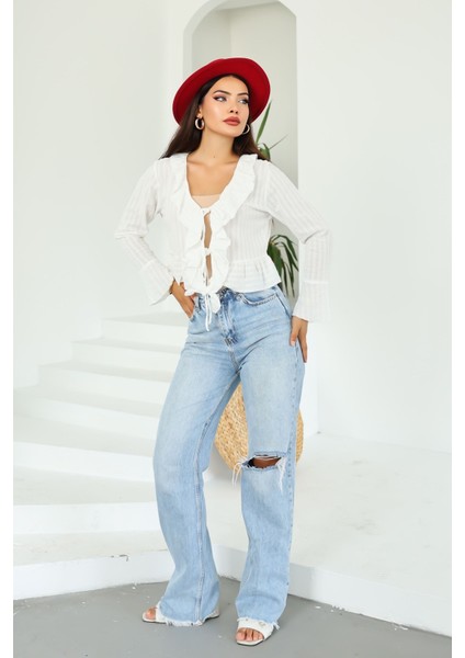 Kadın Beyaz Regular Fit Bağlamalı Krinkıl Dokulu Fırfırlı Uzun Kollu Bluz , Kadın Önden Bağlamalı Bluz fırsatları