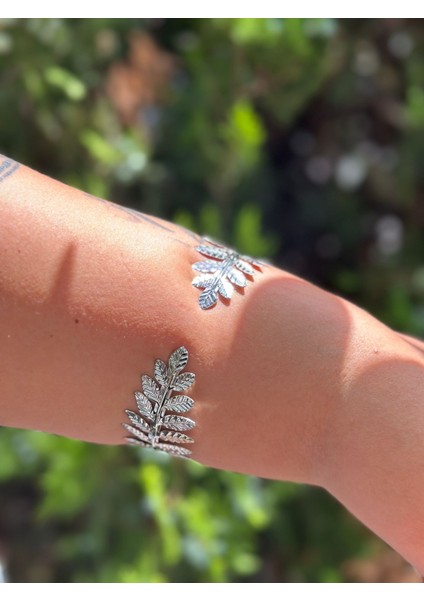 Çelik Kleopatra Yapraklı Kadın Kol Bilezziği modelleri