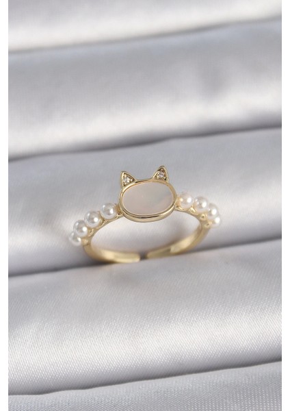 Pirinç Gold Renk Ayarlanabilir Beyaz Mineli Kedi Model Inci Detay Kadın Yüzük