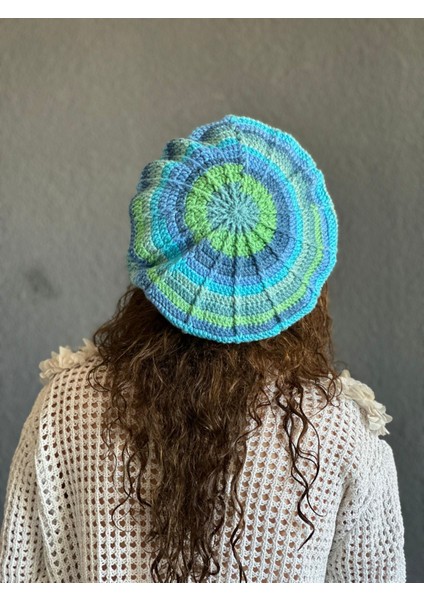 El Örgüsü Fransız Ressam Kadın Bere fiyatları