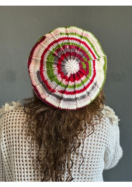 El Örgüsü Renkli Fransız Ressam Kadın Bere fiyatları