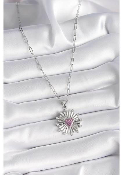 316L Çelik Gümüş Renk Pembe Zirkon Taşlı Kalp Işleme Madalyon Model Kadın Kolye fiyatları