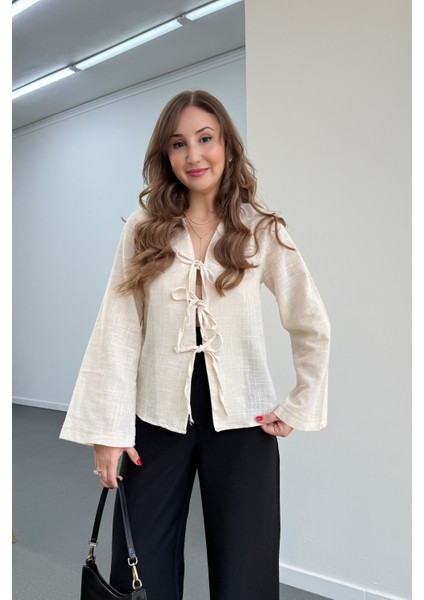 Karina Bağlamalı Keten Bluz
