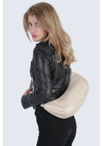 Krem Örgü Görünümlü Yarım Ay Çapraz Askılı El Ve Omuz Çanta 256