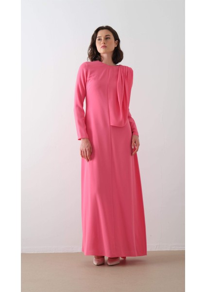Omuzu Pelerinli Krep Elbise Fuşya