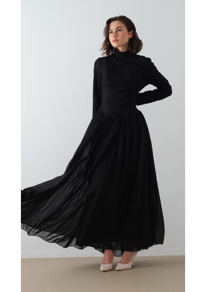 Balıkçı Yaka Krep Şifon Elbise Siyah