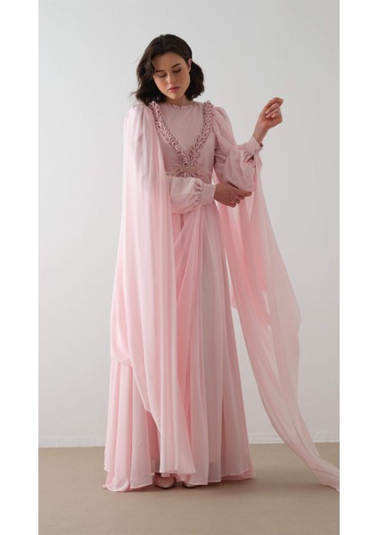 Ön Bedeni Çiçek Aksesuarlı Elbise Pembe modelleri