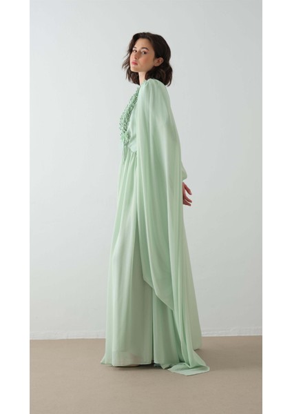 Ön Bedeni Çiçek Aksesuarlı Elbise Mint fırsatları