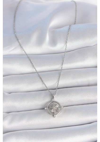 316L Çelik Gümüş Renk Zincir Zirkon Taşlı Pusula Model Kadın Kolye fiyatları