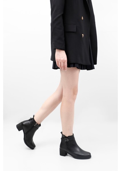 Kadın Siyah Fermuarlı Kalın Topuklu Hakiki Deri Bot fiyatları