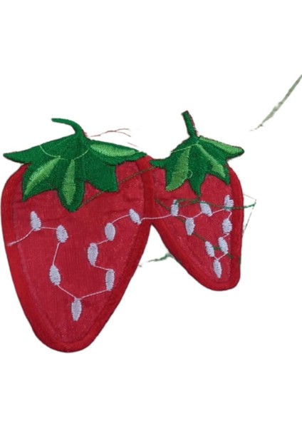 Aplike Ütü İle Yapışan 2'li Çilek Desen