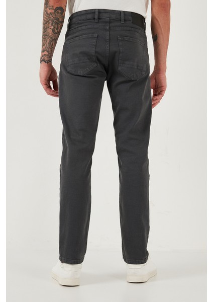Pamuklu Comfort Fit Normal Bel Boru Paça Jeans Erkek Kot Pantolon 4412C19TEXAS indirimleri